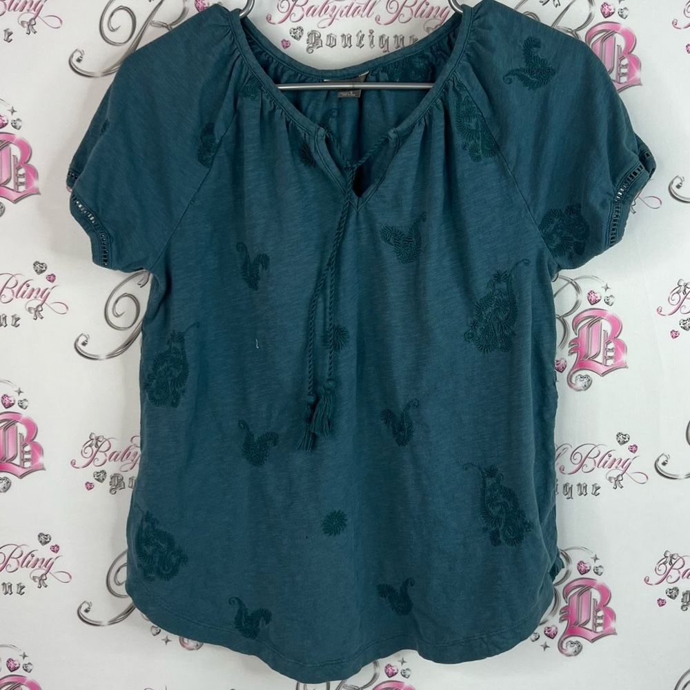 Eddie Bauer tshirt tie up hassle paisley Teal Blouse with Embroidered Details